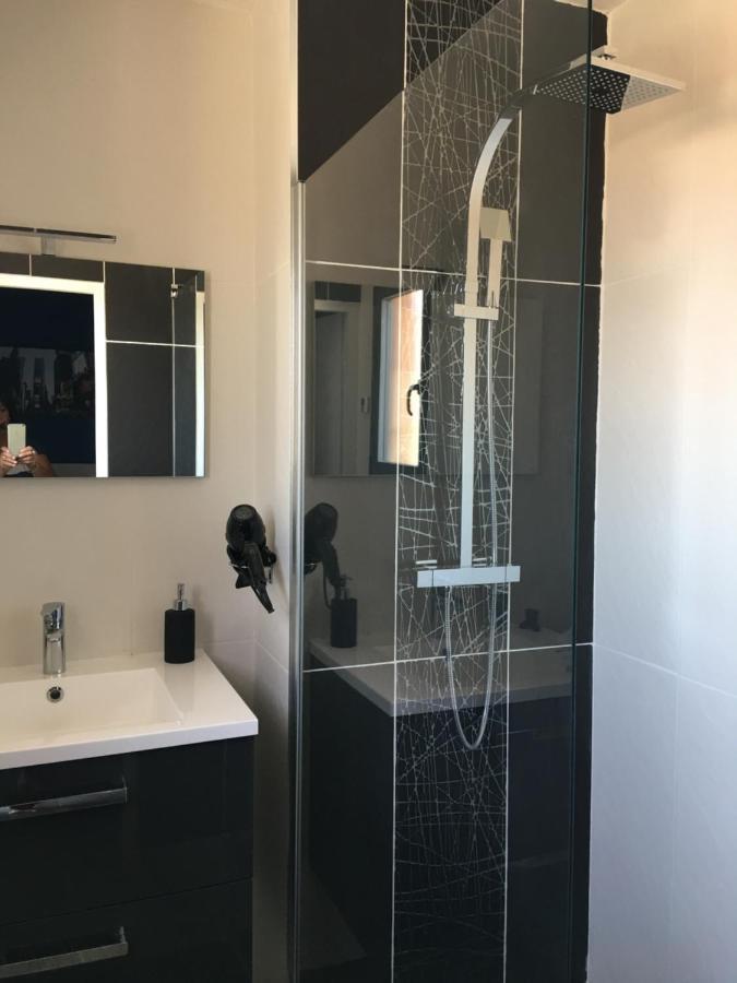 Blue Diamond Room Salles-d'Aude ภายนอก รูปภาพ