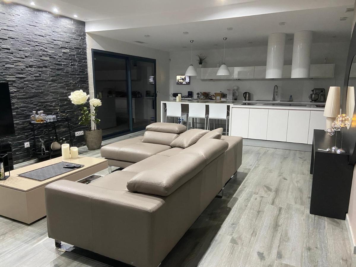 Blue Diamond Room Salles-d'Aude ภายนอก รูปภาพ